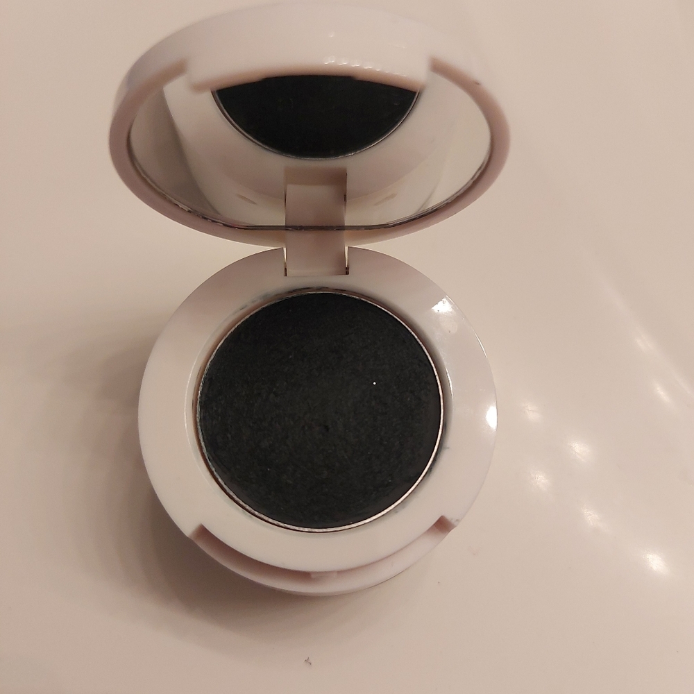 Makeup Bundle💄🛍 - Picture 4 of 14